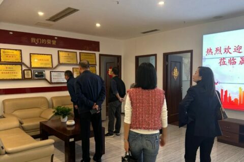 以创新促发展|青羊区人大常委会领导莅临晟唐调研并指导工作